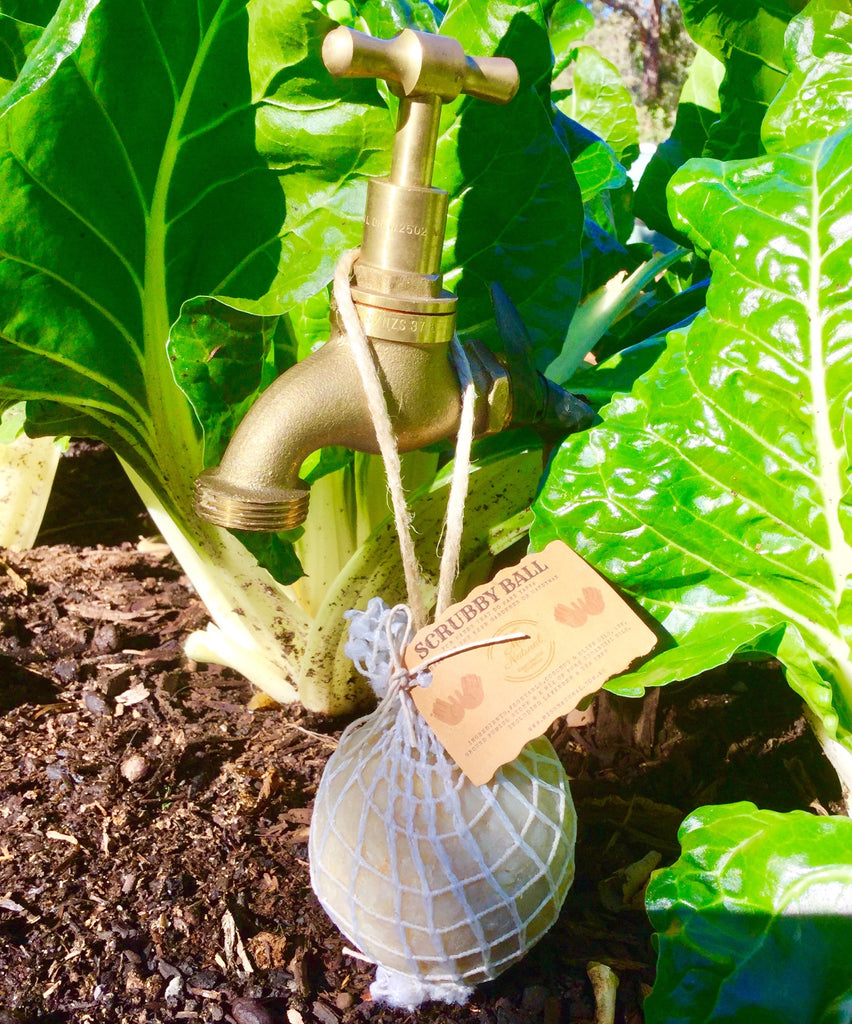 SCRUBBY - Gardener Soap Ball